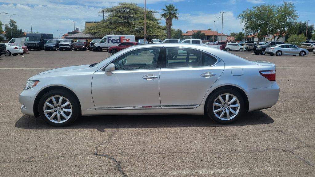 Used 2009 Lexus LS 460 AWD image 5