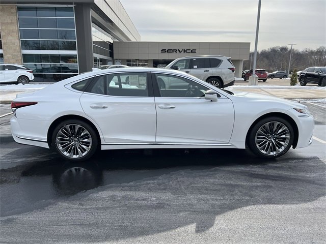 Used 2019 Lexus LS 500 AWD image 2