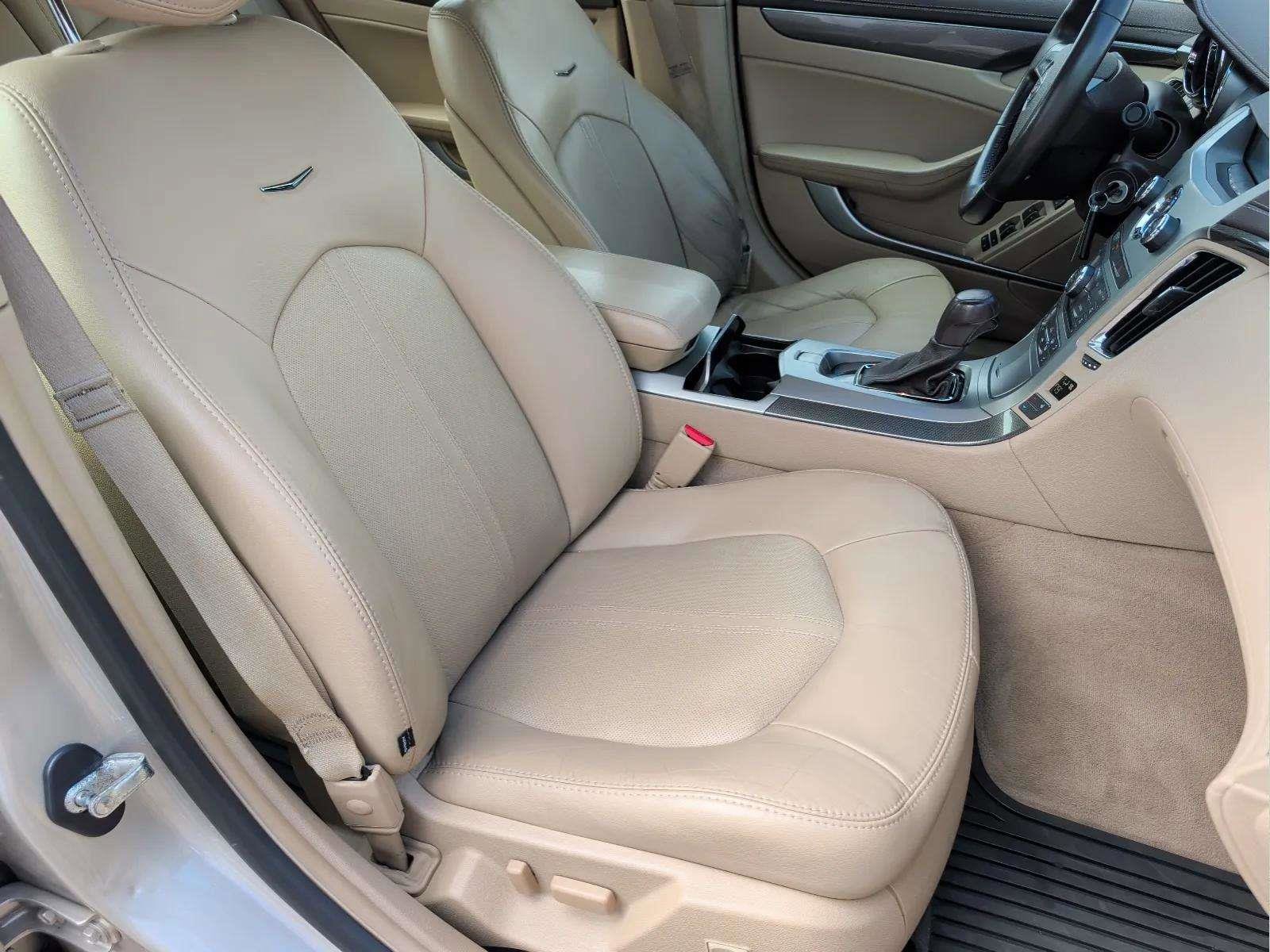 Used 2013 Cadillac CTS Luxury image 18