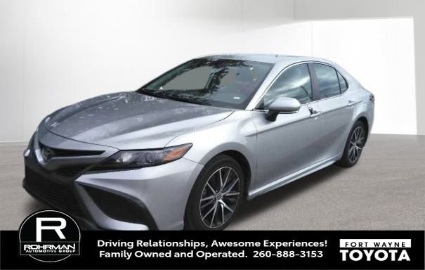 Used 2024 Toyota Camry SE