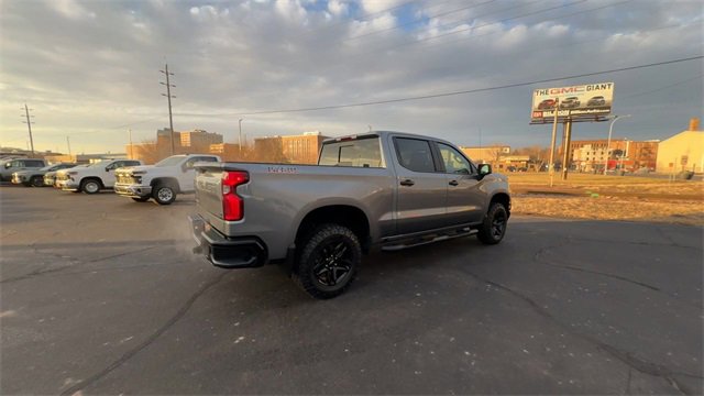 Used 2020 Chevrolet Silverado 1500 LT Trail Boss image 8