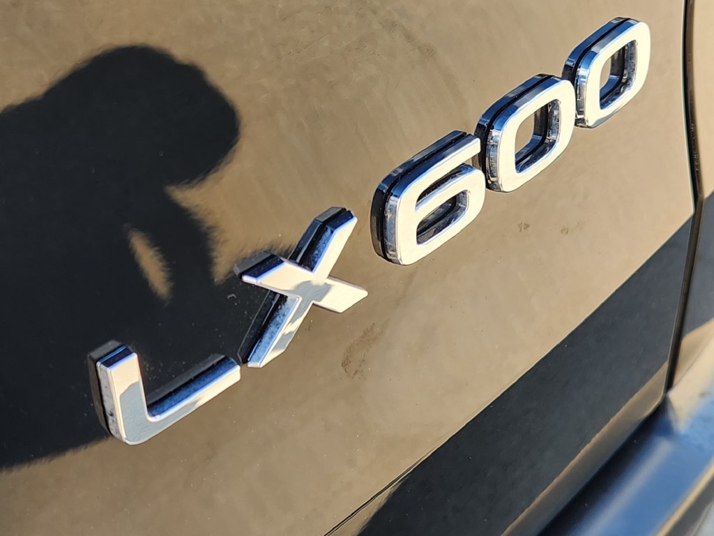 Certified 2024 Lexus LX 600 F Sport AWD/4WD image 12