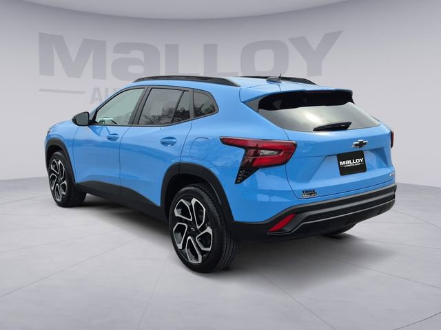 Used 2024 Chevrolet Trax RS w/ Sunroof Package image 3