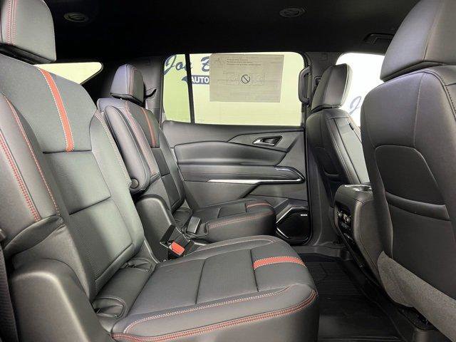 New 2025 Chevrolet Traverse RS image 21