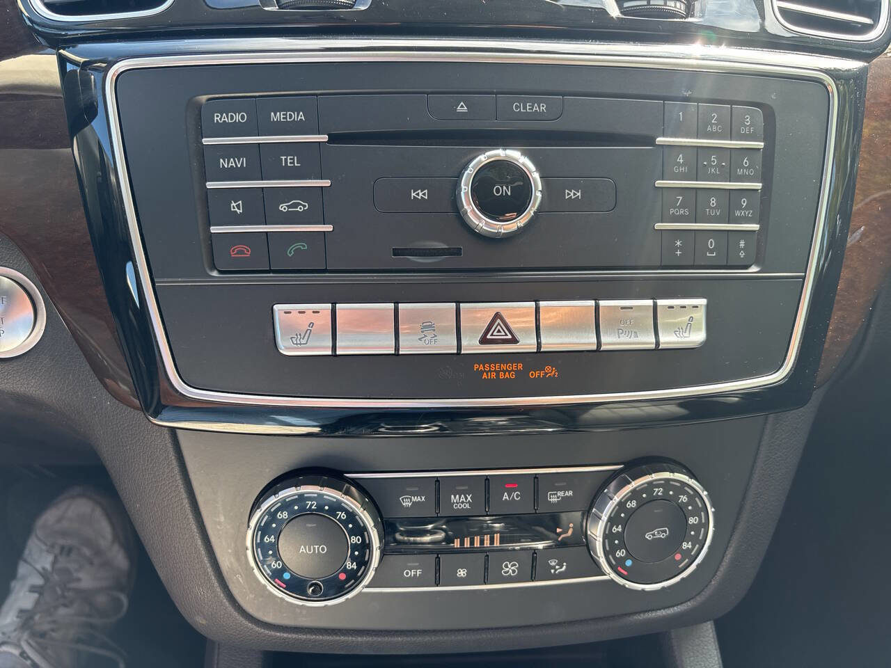 Used 2018 Mercedes-Benz GLE 350 GLE 350 4MATIC AWD 4dr SUV w/ Premium 2 Package image 35