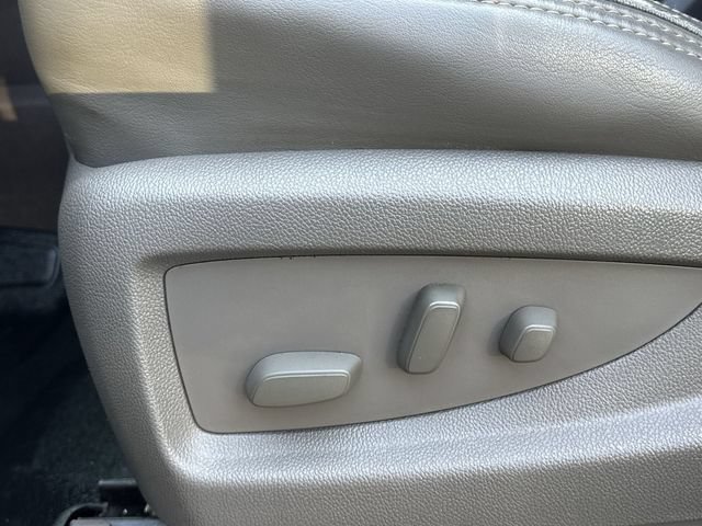 Used 2015 GMC Yukon Denali w/ Open Road Package AWD/4WD image 14