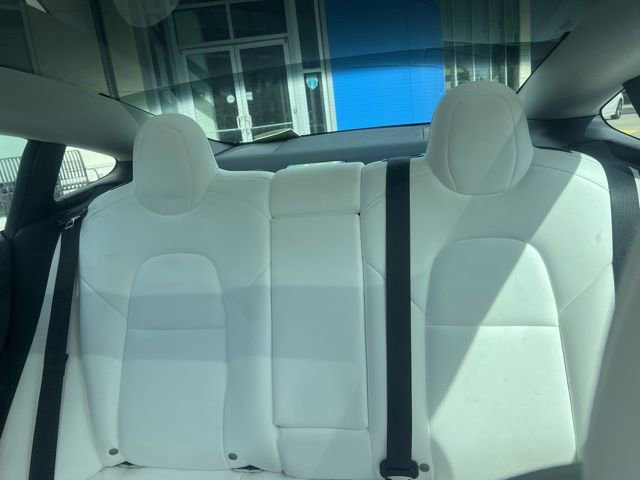 Used 2021 Tesla Model 3 Performance image 14