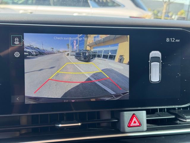 Used 2025 Kia Carnival FWD image 21