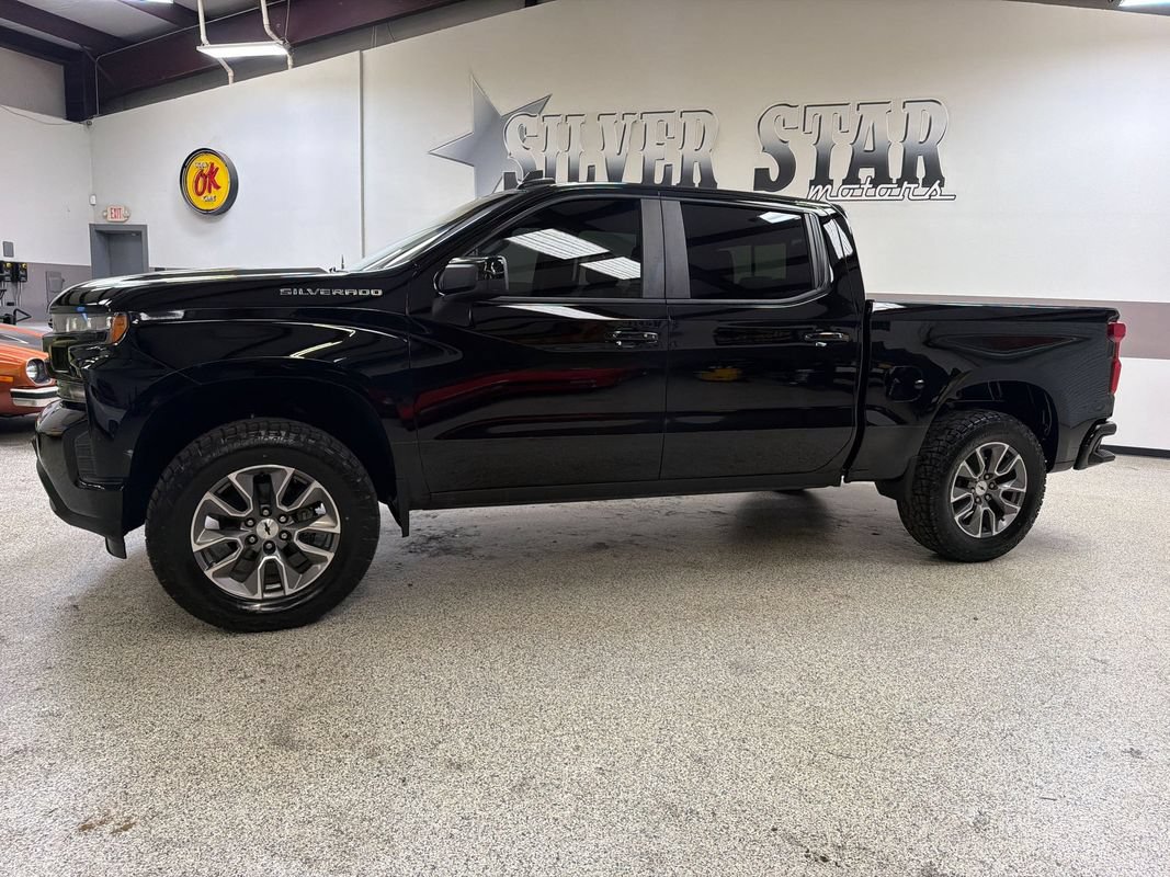 Used 2019 Chevrolet Silverado 1500 RST w/ All-Star Edition RWD image 2