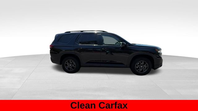 Used 2025 Honda Pilot TrailSport image 5