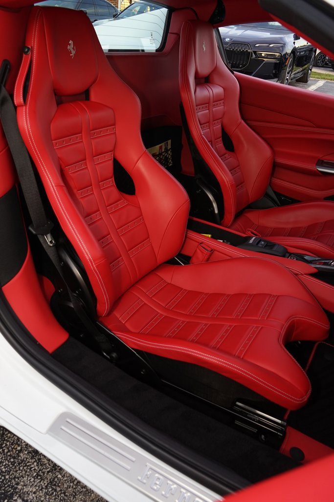 Used 2023 Ferrari F8 Tributo image 11