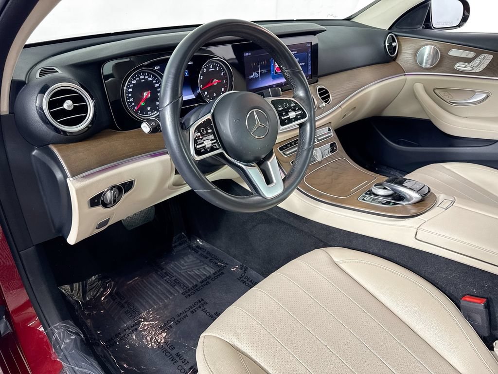 Used 2019 Mercedes-Benz E 300 image 9
