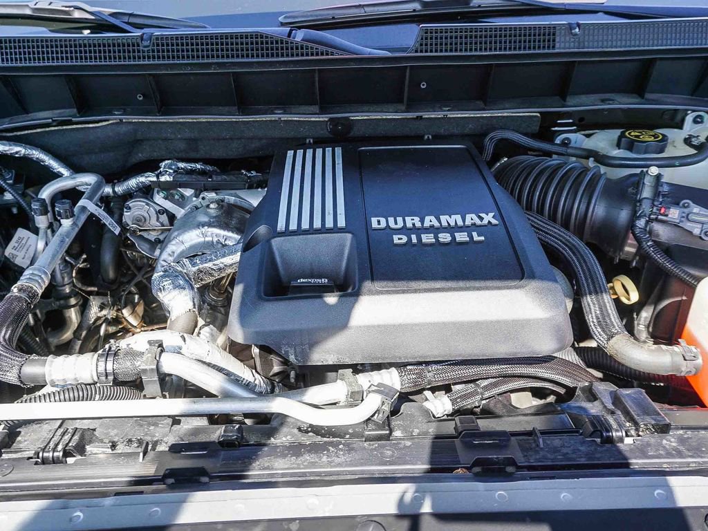 Used 2021 Chevrolet Silverado 1500 LT w/ Convenience Package II image 25