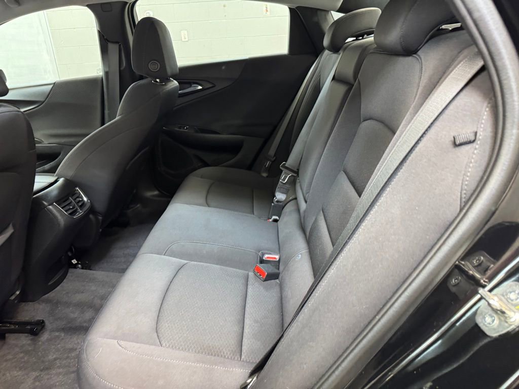 Used 2022 Chevrolet Malibu LT image 16