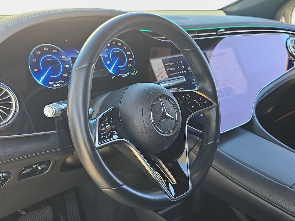 Used 2023 Mercedes-Benz EQS 580 4MATIC SUV image 21