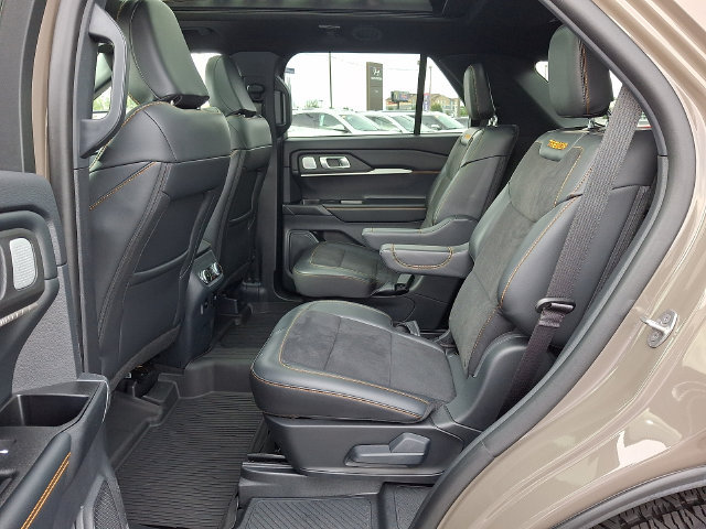 Used 2026 Ford Explorer Tremor w/ Tremor Ultimate Package AWD/4WD image 10