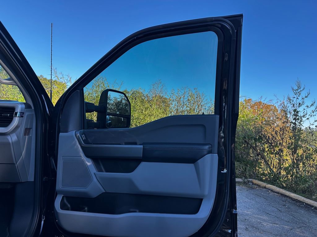 New 2026 Ford F250 XL w/ STX Appearance Package AWD/4WD image 39