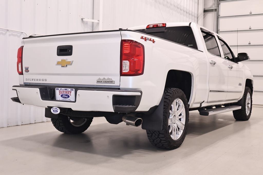 Used 2018 Chevrolet Silverado 1500 High Country AWD/4WD image 9