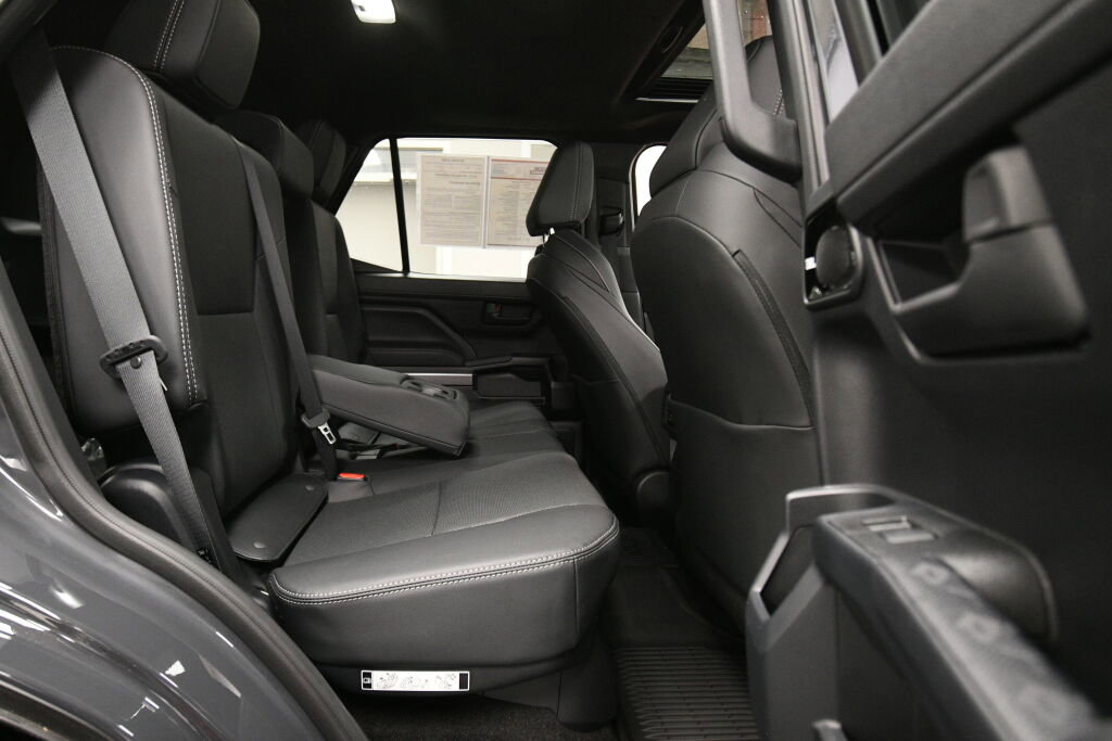 Used 2025 Toyota 4Runner TRD Off-Road Premium w/ Tow Technology Package image 25