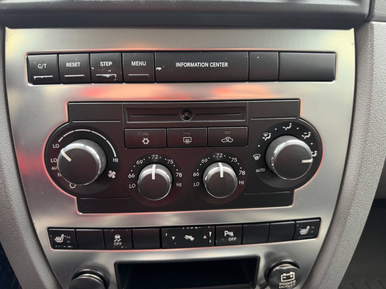 Used 2007 Jeep Grand Cherokee SRT8 w/ SRT Option Group I AWD/4WD image 23