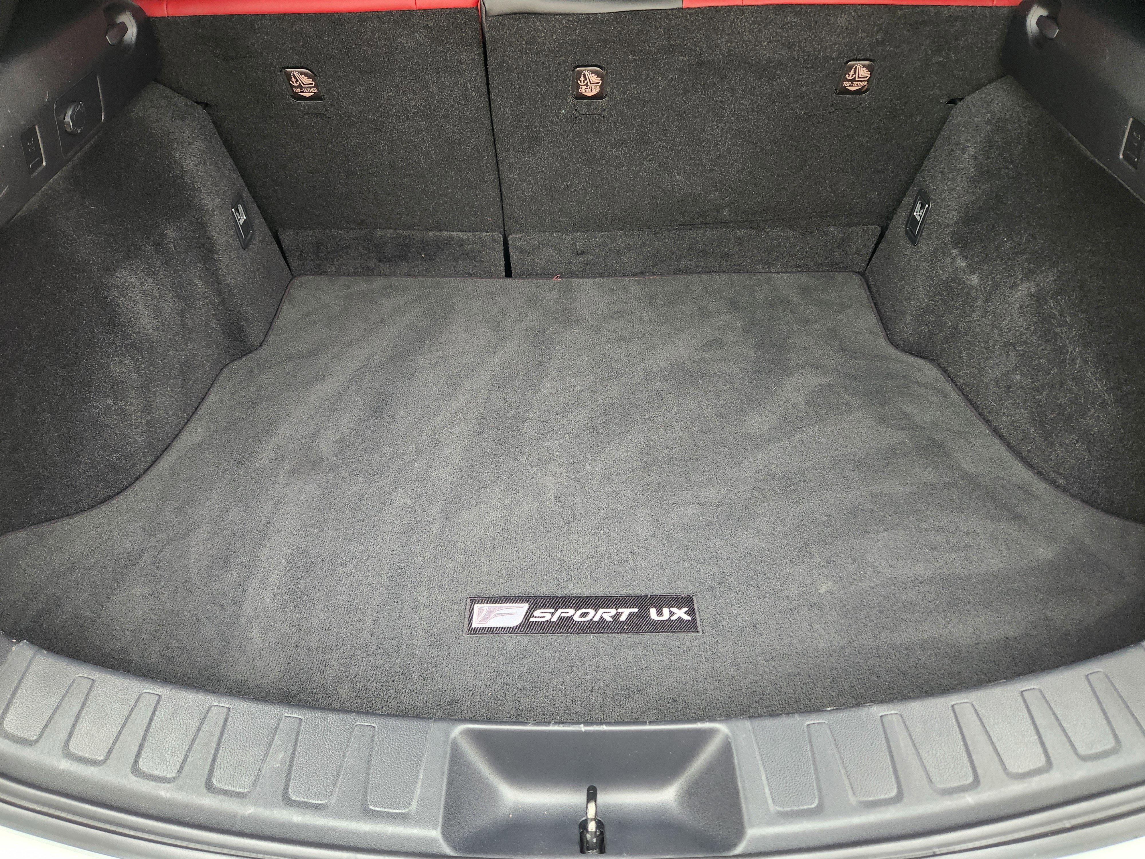 Used 2019 Lexus UX 200 F Sport w/ F Sport Premium Package FWD image 32