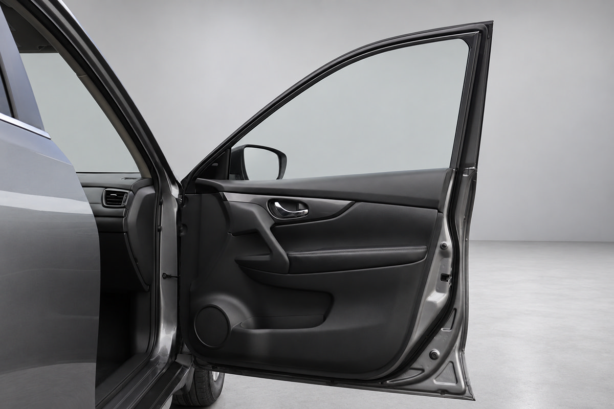 Used 2020 Nissan Rogue S w/ Special Edition Package FWD image 20