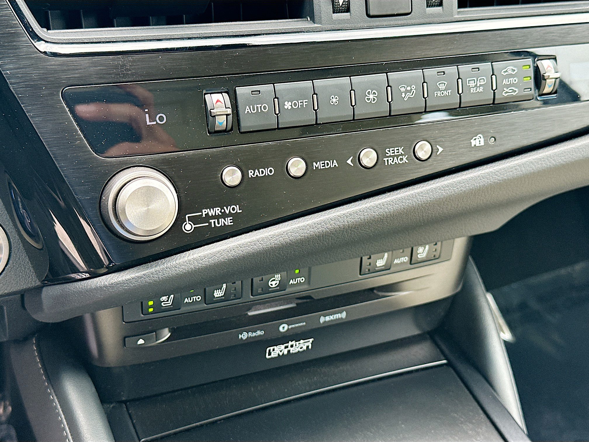 Used 2022 Lexus ES 300h w/ Premium Package FWD image 15