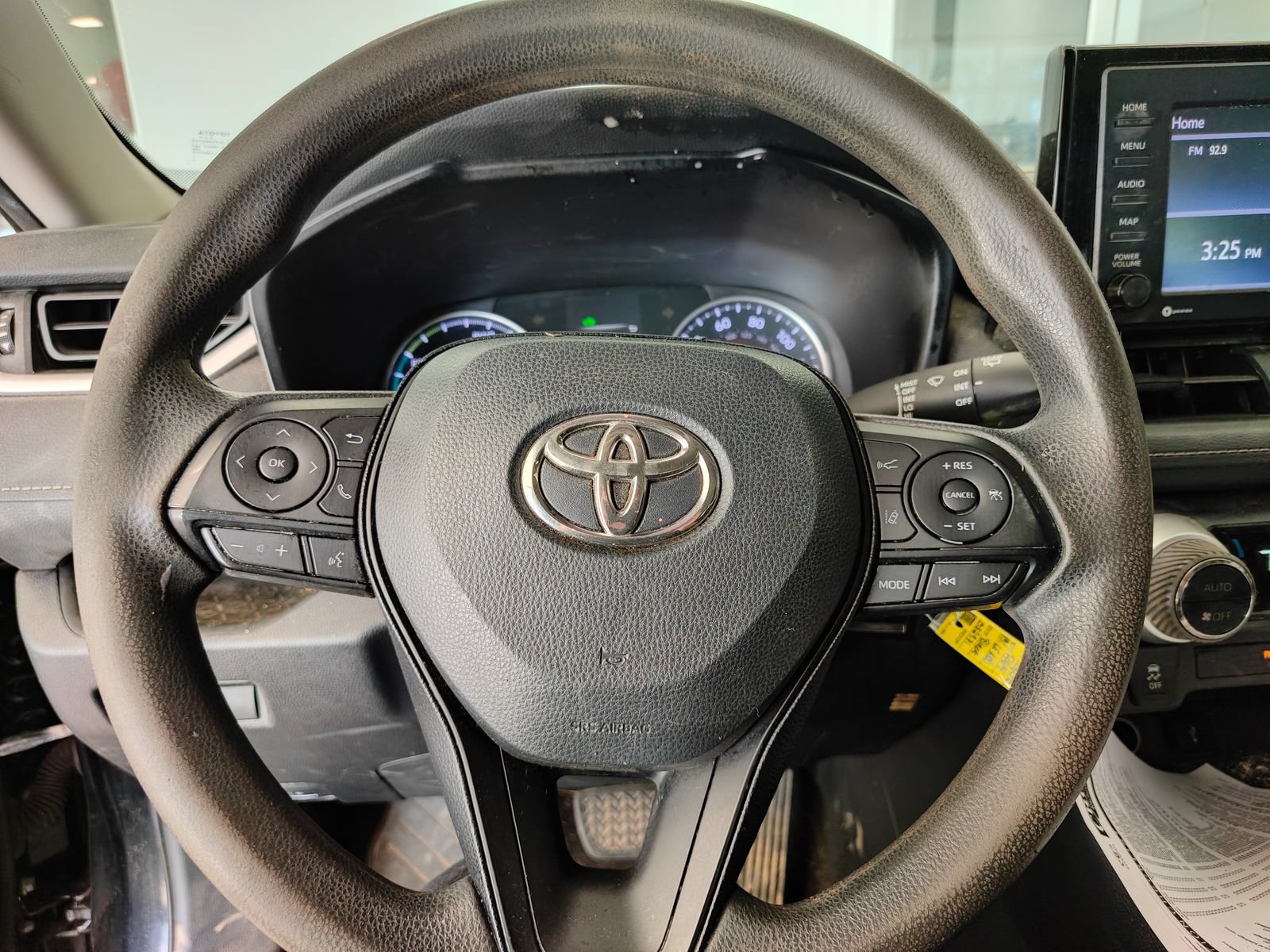 Used 2020 Toyota RAV4 LE w/ All Weather Liner Package AWD/4WD image 11