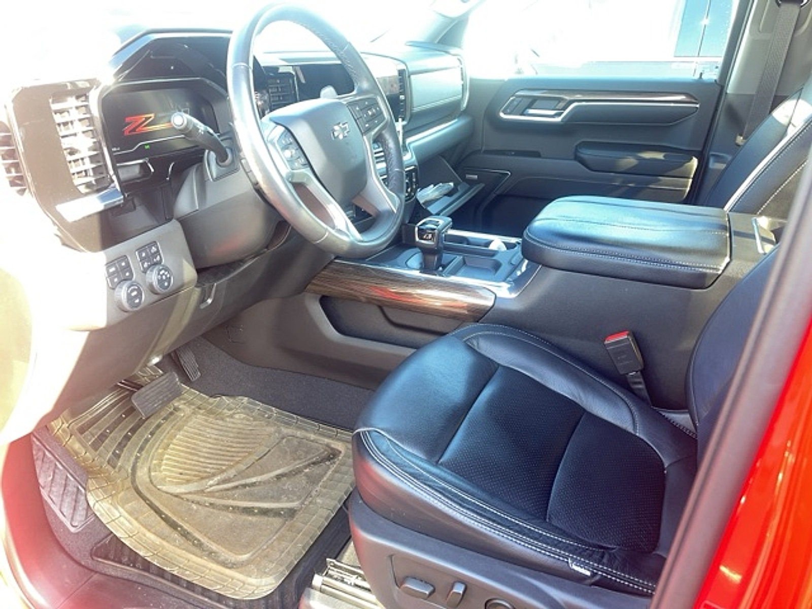 Used 2023 Chevrolet Silverado 1500 RST w/ Convenience Package II image 6