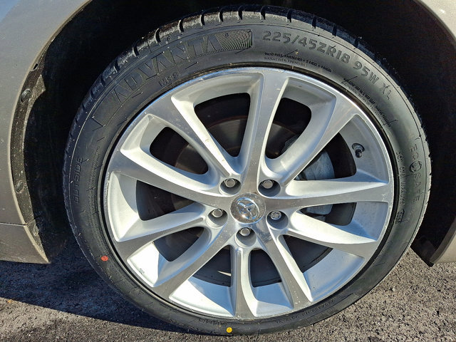 Used 2015 Toyota Avalon Limited image 9