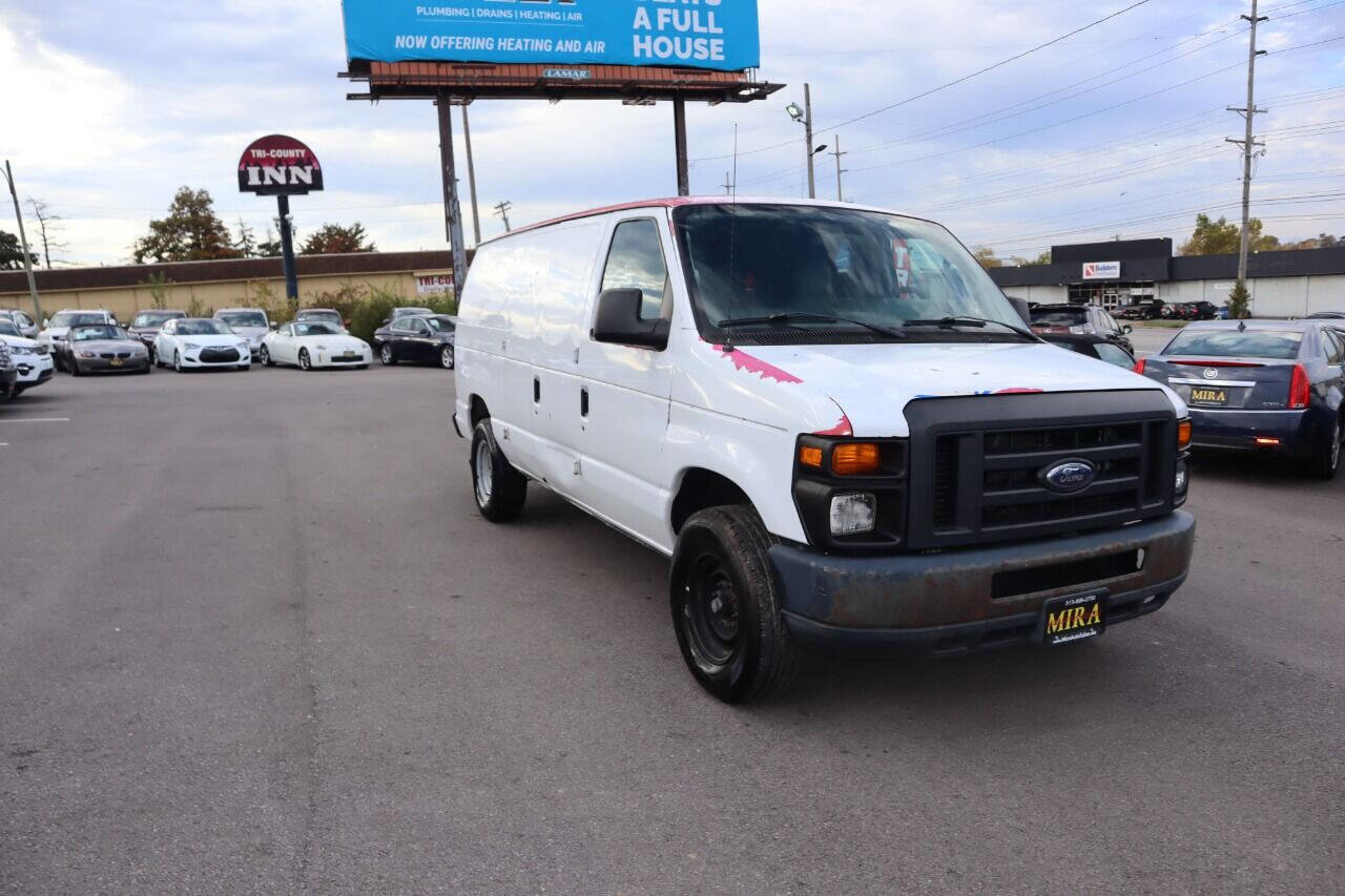 Used 2013 Ford E-250 and Econoline 250 w/ Commercial Cargo Van Pkg RWD image 5