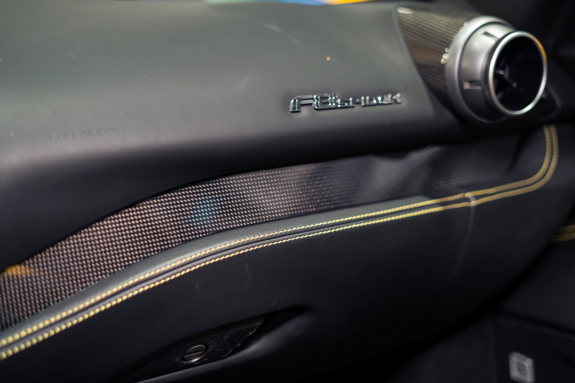 Used 2021 Ferrari F8 Tributo RWD image 17