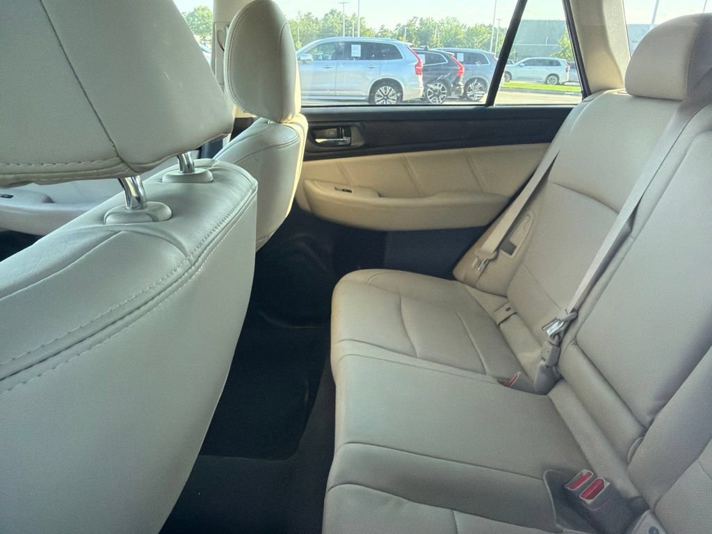 Used 2018 Subaru Outback 2.5i Limited AWD/4WD image 30