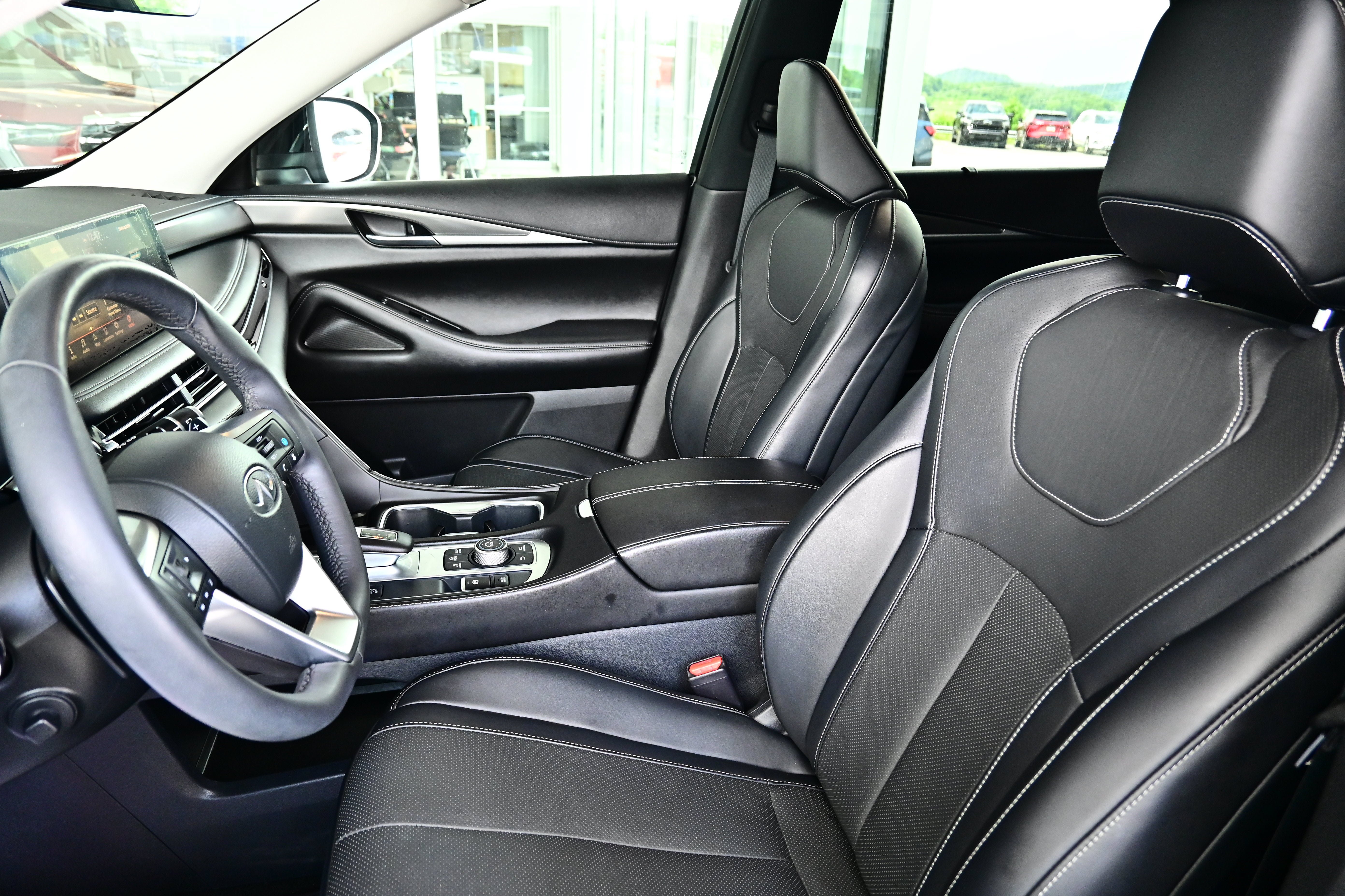 Used 2023 INFINITI QX60 Luxe w/ Cargo Package AWD/4WD image 25