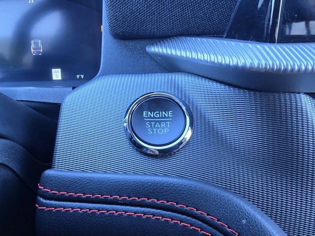 Used 2025 Ford Explorer ST-Line w/ ST-Line Street Pack image 21