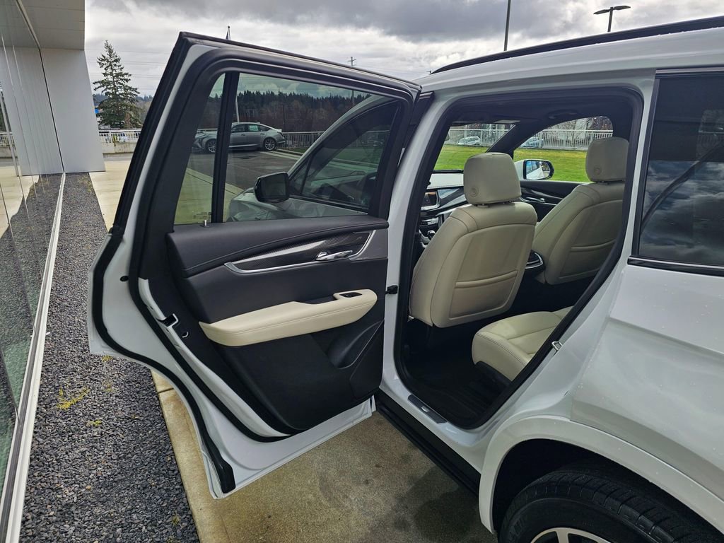 Certified 2023 Cadillac XT6 Sport image 15