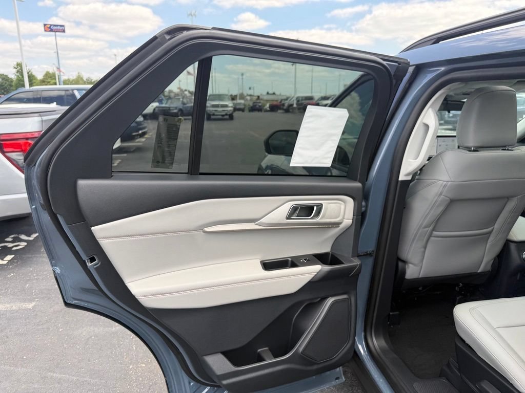 New 2026 Ford Explorer Active w/ Active Comfort Package AWD/4WD image 29