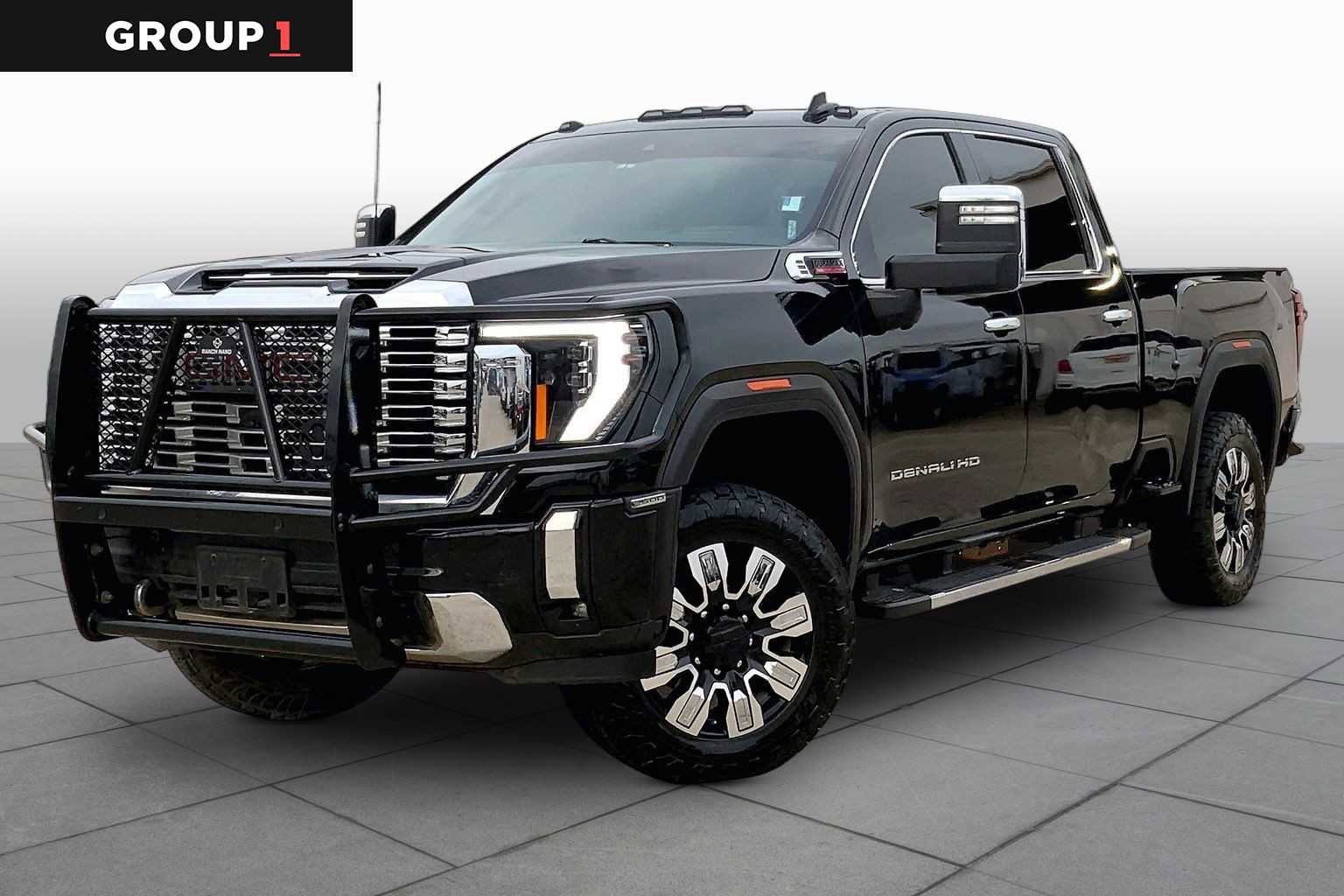 Used 2024 GMC Sierra 2500 Denali w/ Denali Reserve Package AWD/4WD image 1