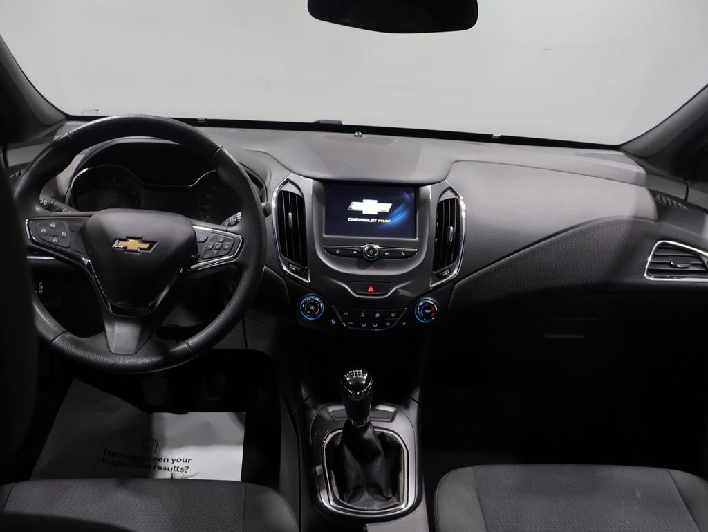 Used 2016 Chevrolet Cruze LT w/ Convenience Package image 17