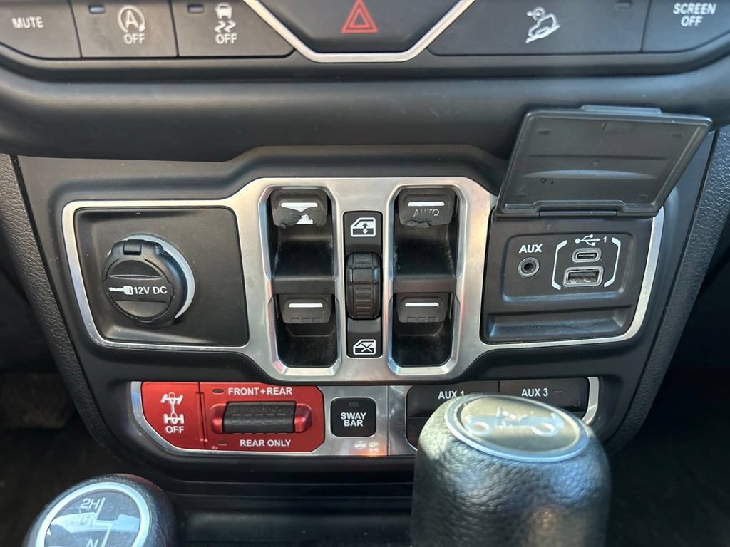 Used 2018 Jeep Wrangler Unlimited Rubicon AWD/4WD image 28
