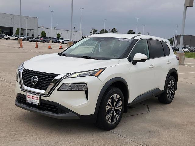 Certified 2021 Nissan Rogue SV FWD image 3