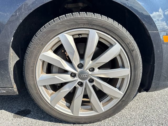 Used 2018 Audi A4 2.0T Premium w/ 18" Wheel Package image 9
