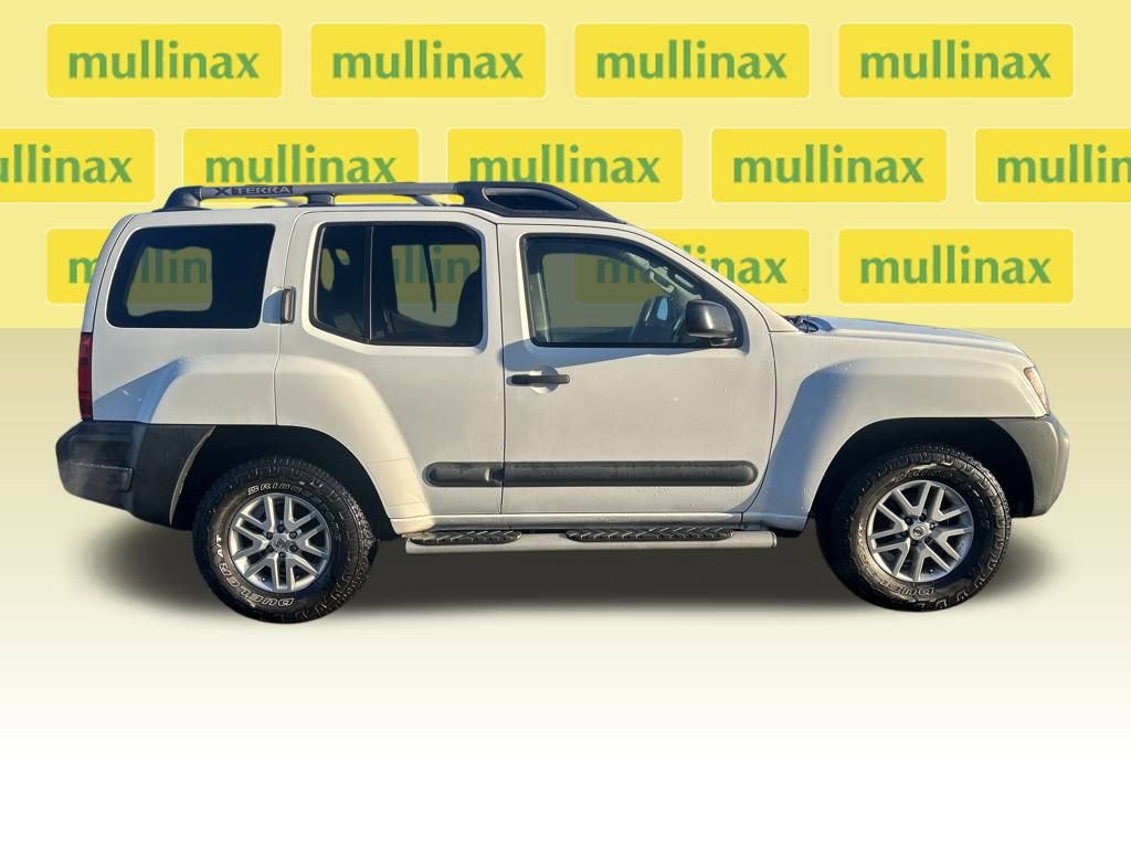 Used 2015 Nissan Xterra S w/ Value Package image 2
