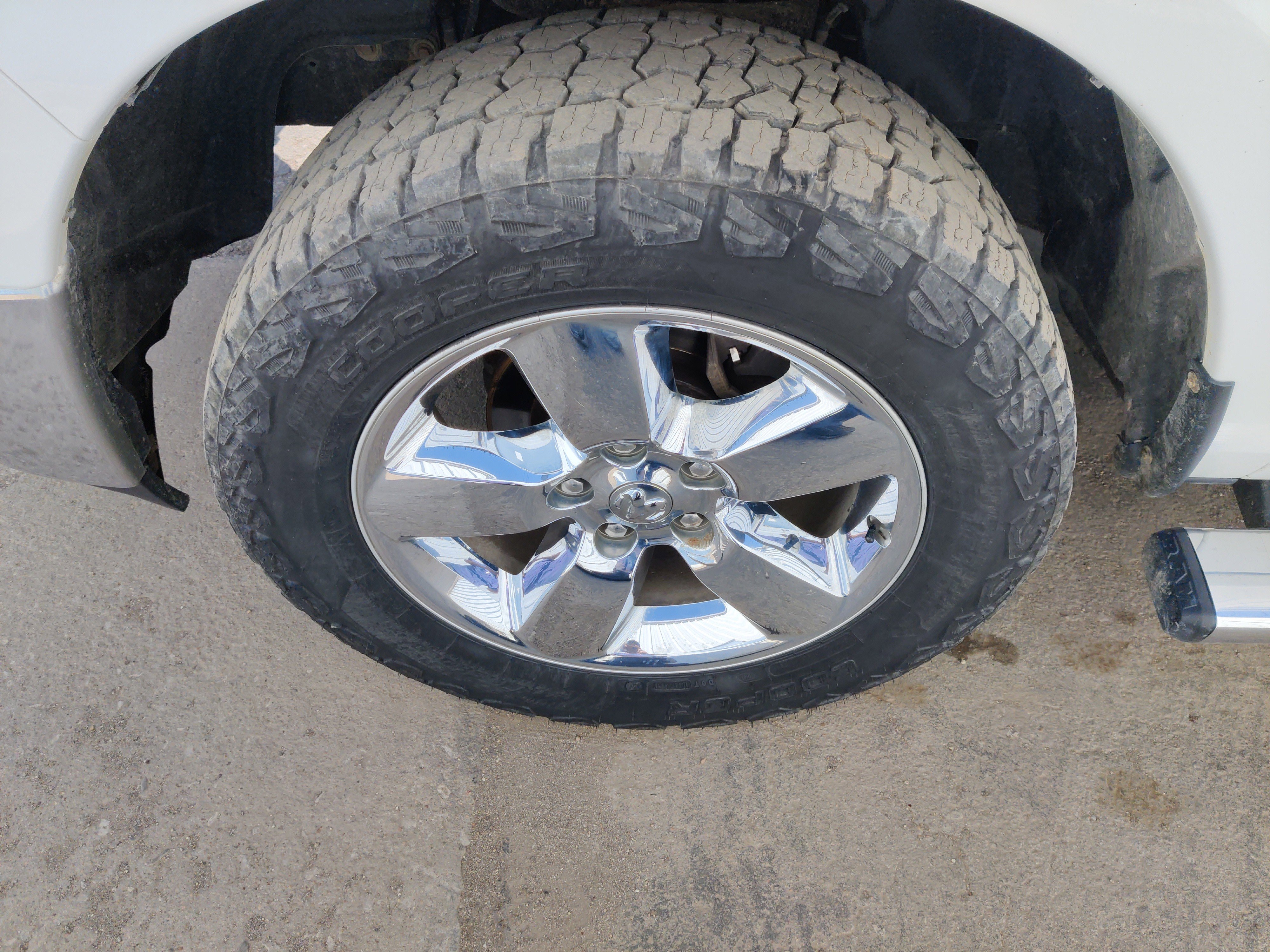 Used 2016 RAM 1500 Big Horn image 9