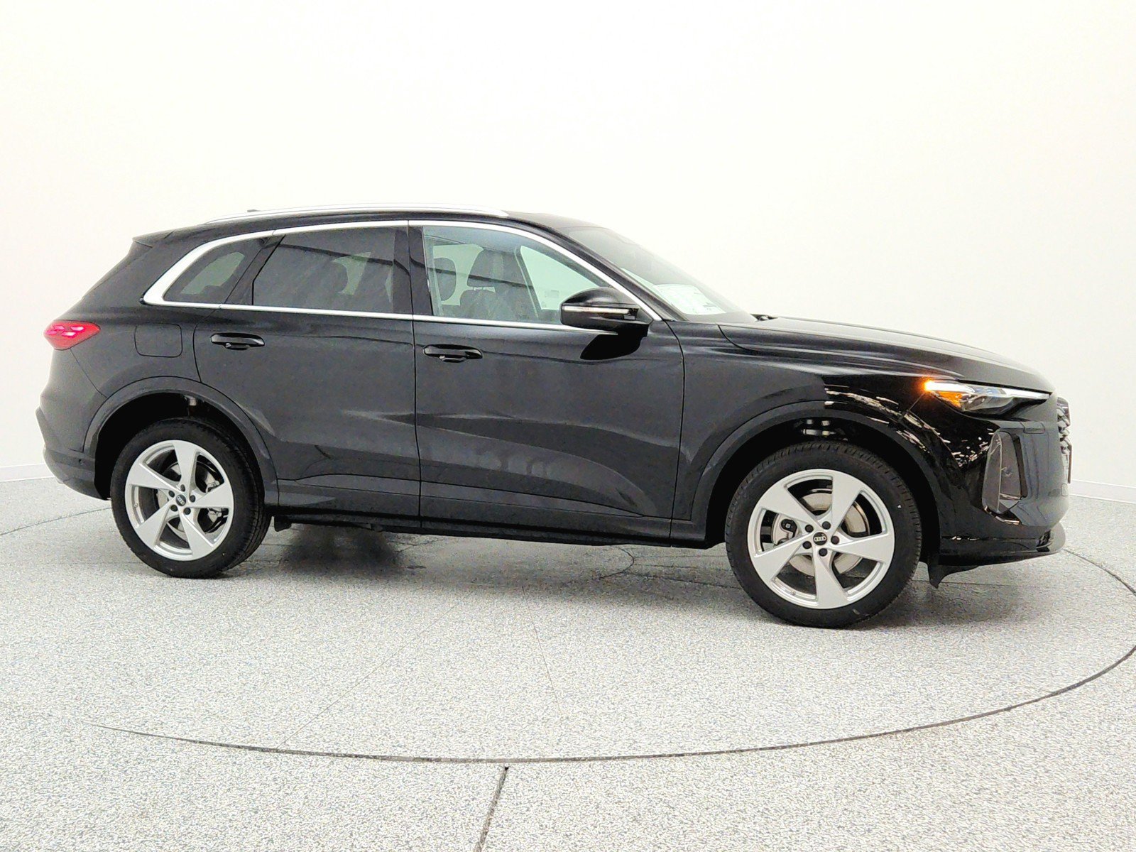 New 2026 Audi Q5 Premium Plus AWD/4WD image 4