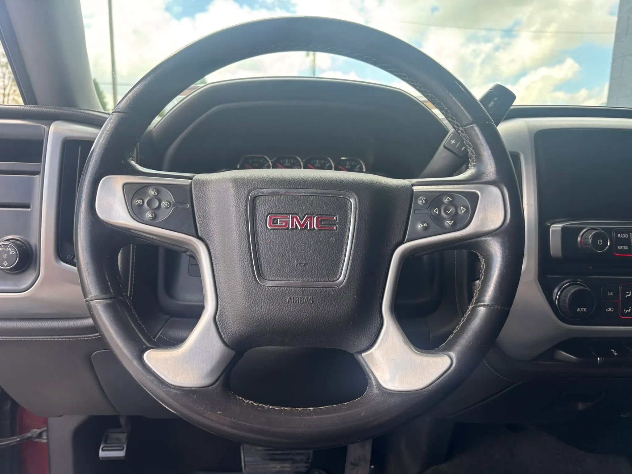 Used 2016 GMC Sierra 1500 SLE w/ SLE Value Package RWD image 21