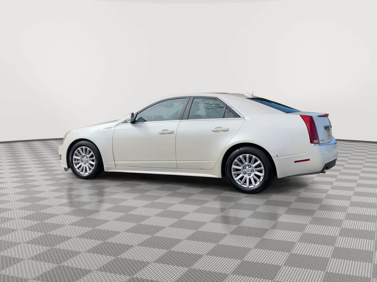 Used 2010 Cadillac CTS Luxury AWD/4WD image 6
