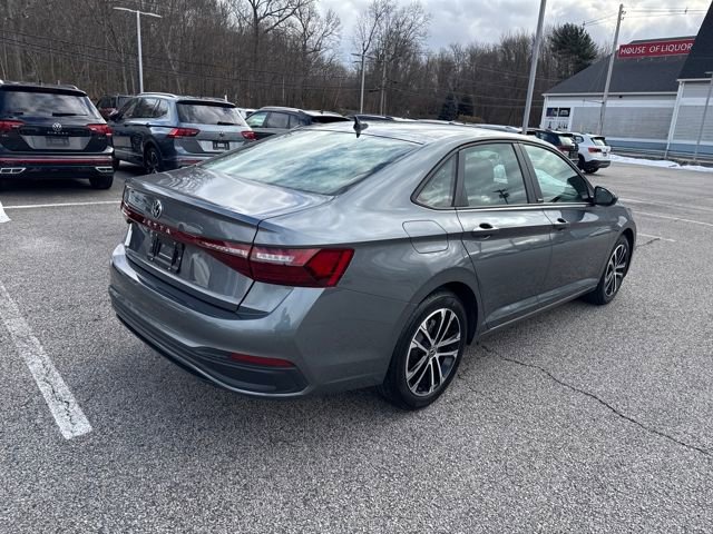 Certified 2025 Volkswagen Jetta Sport image 9