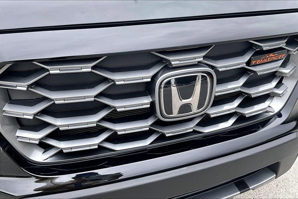 Used 2023 Honda Passport TrailSport image 32