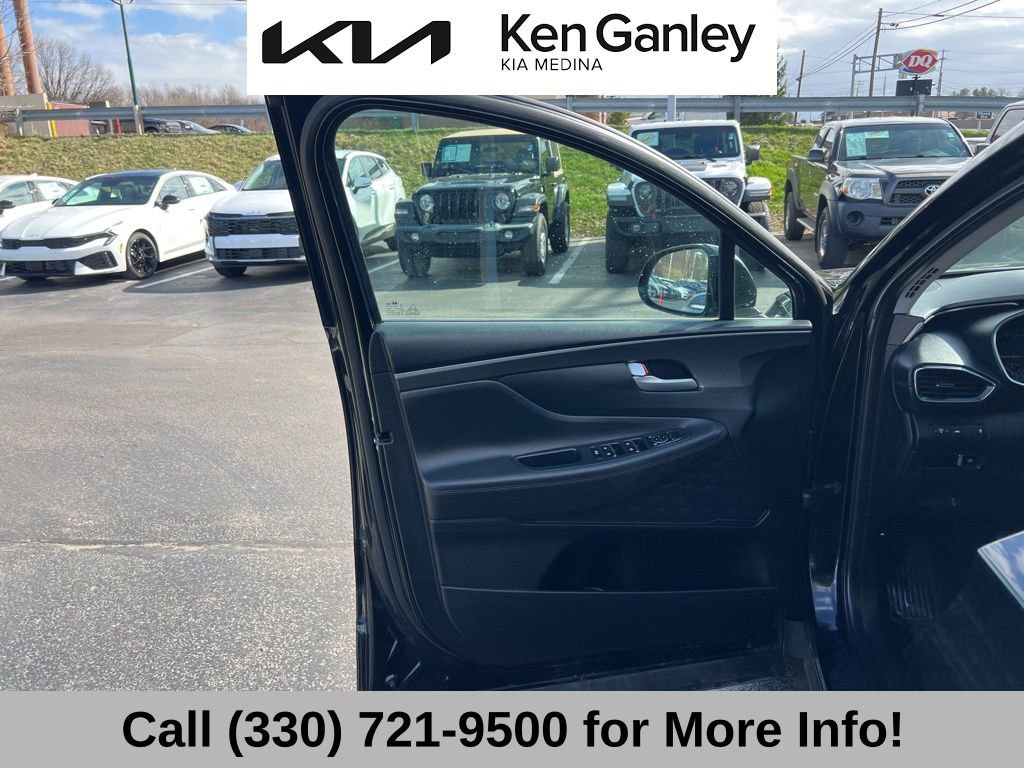 Used 2022 Hyundai Santa Fe SEL image 25
